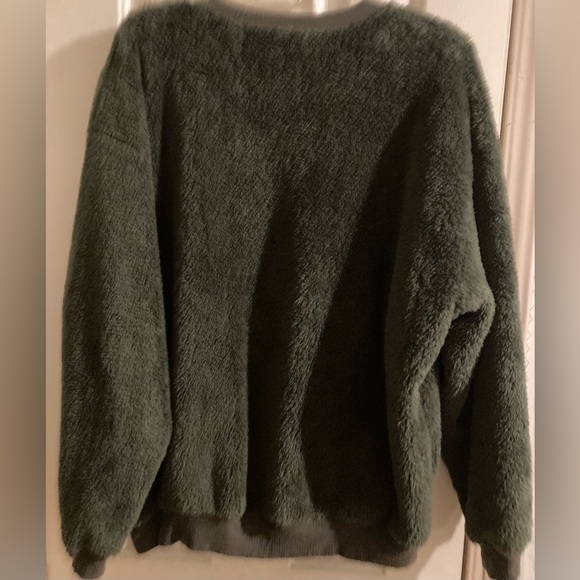 Ladies Size Large Cherish Pullover Green Thick Sweater With Pockets - Picture 2 of 16